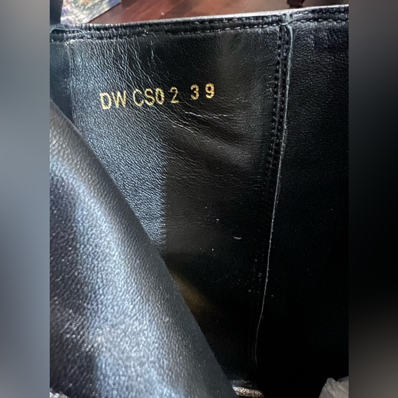 ❌SOLD❌ Valentino Garavani Rockstud VLOGO 85 Leather Platform Boots Size 39 - Picture 14 of 14